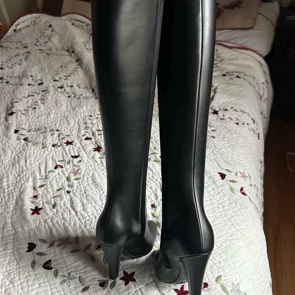 Saint Laurent Boots - Picture 3 of 4